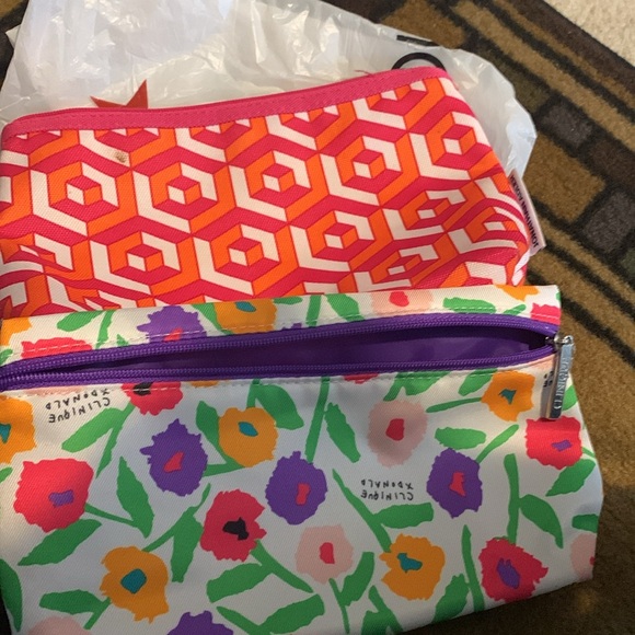 Clinique 4 pc bonus make up and cosmetic bags - Picture 2 of 2